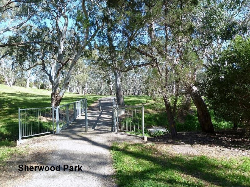 21 Somerset Avenue, Redwood Park SA 5097