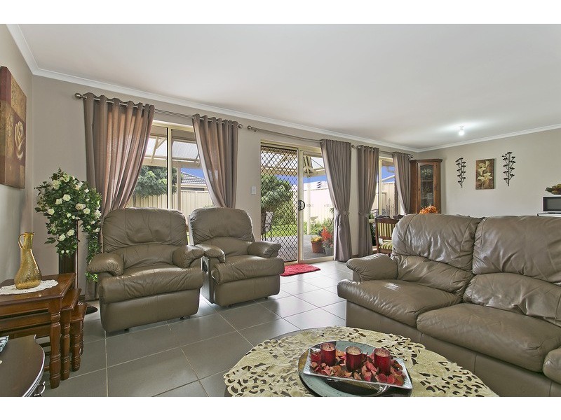 16 Kalyvas Drive, Munno Para West SA 5115