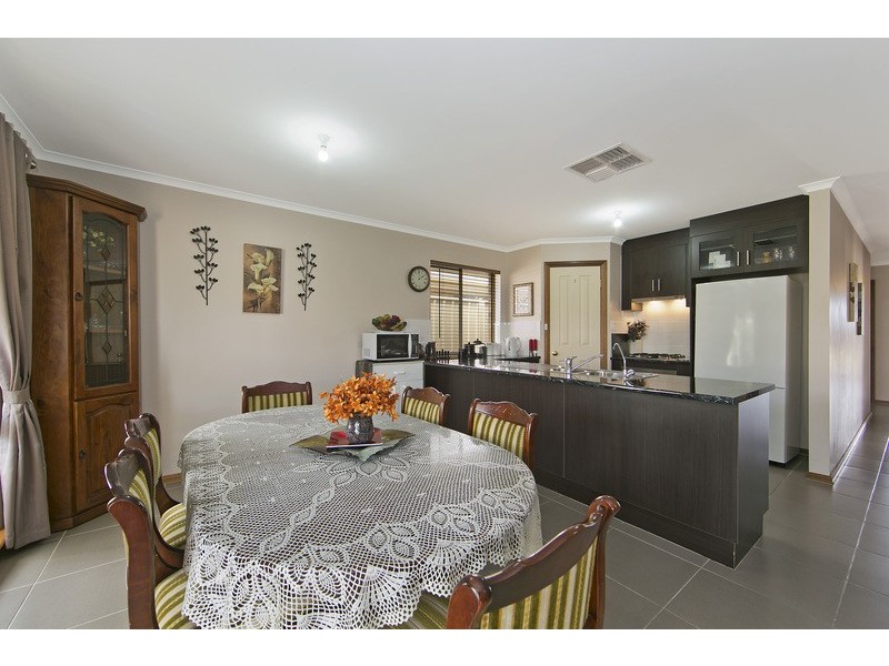 16 Kalyvas Drive, Munno Para West SA 5115