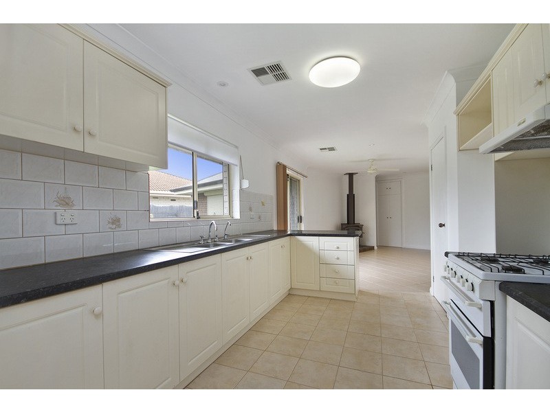 6 West Street, Queenstown SA 5014