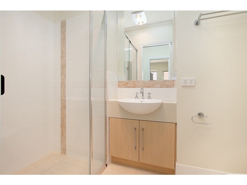 2/49 Glen Rowan Road, Woodville South SA 5011