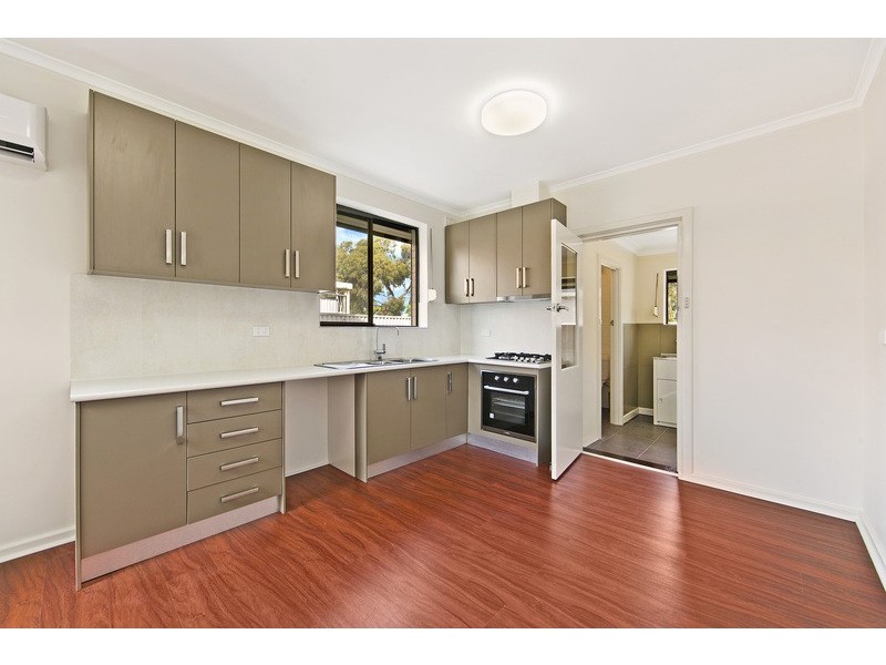 17 Cleve Street, Mansfield Park SA 5012