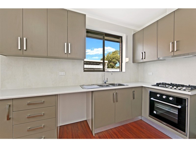 17 Cleve Street, Mansfield Park SA 5012