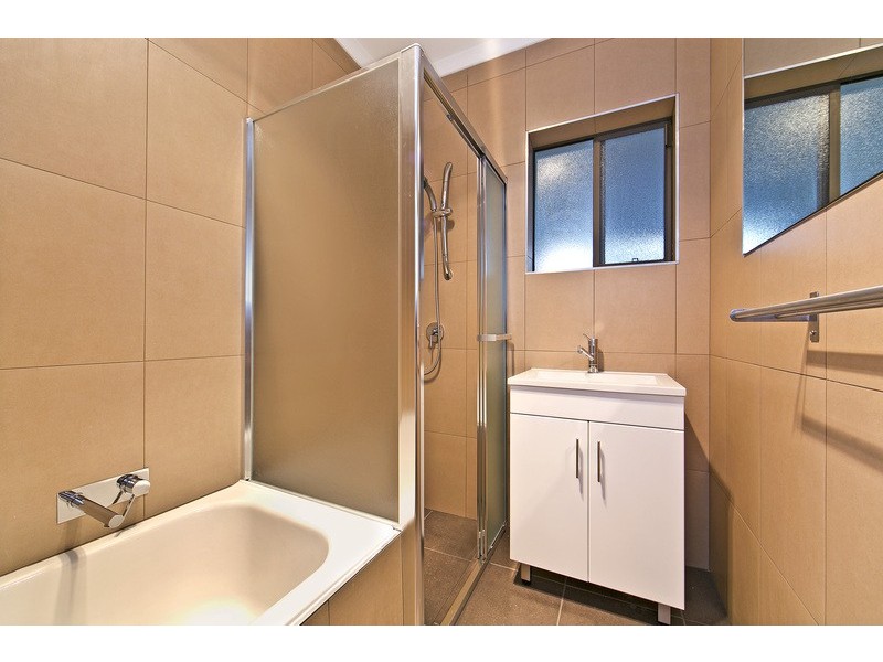 17 Cleve Street, Mansfield Park SA 5012