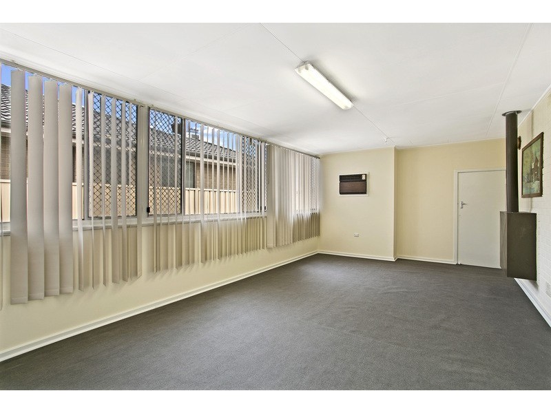 17 Cleve Street, Mansfield Park SA 5012