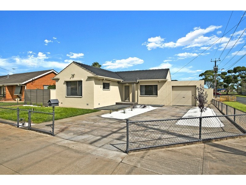 17 Cleve Street, Mansfield Park SA 5012