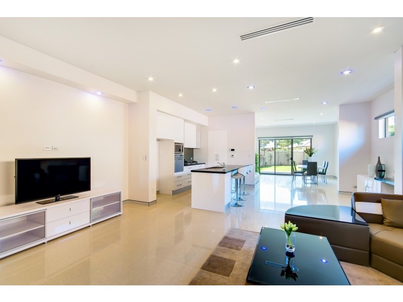 4A Hoover Road, Henley Beach South SA 5022