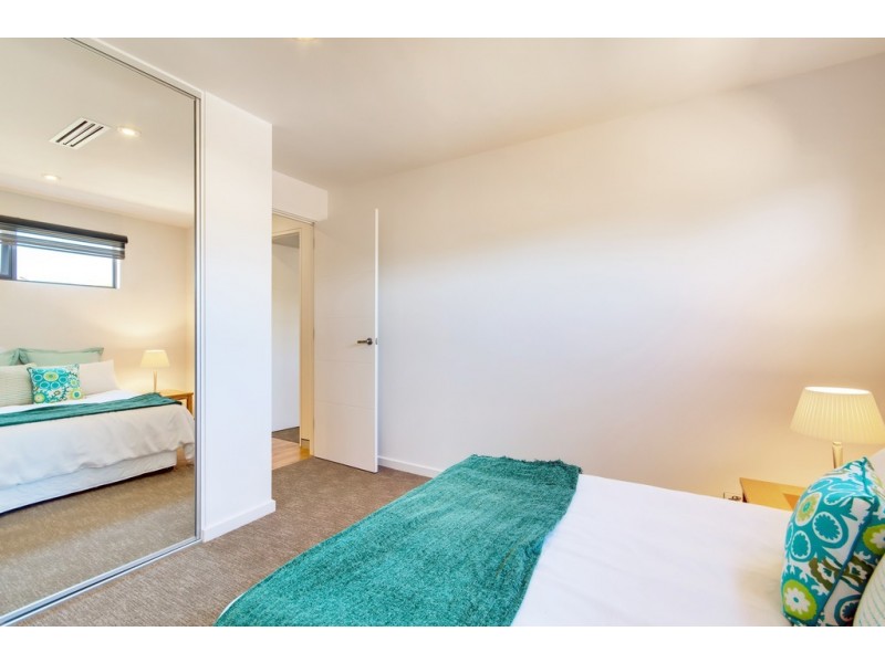 4A Hoover Road, Henley Beach South SA 5022