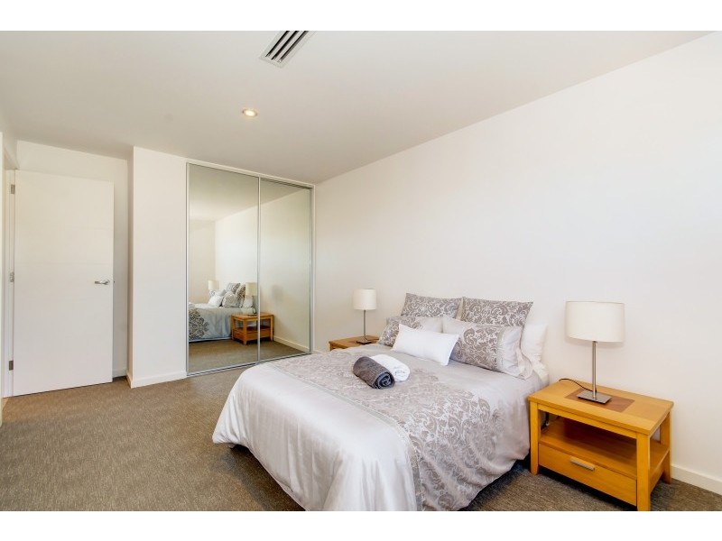 4A Hoover Road, Henley Beach South SA 5022