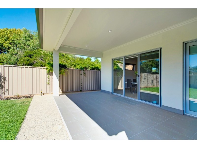 4A Hoover Road, Henley Beach South SA 5022