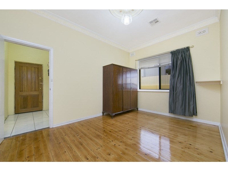 554 Regency Road, Broadview SA 5083