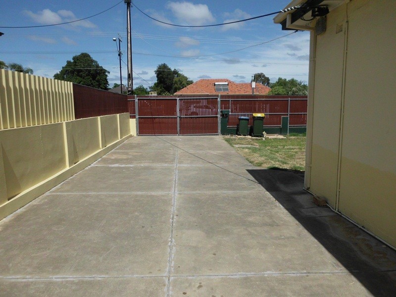 554 Regency Road, Broadview SA 5083