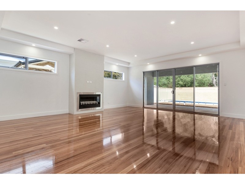 Res 2, 131 Halsey Road, Henley Beach South SA 5022