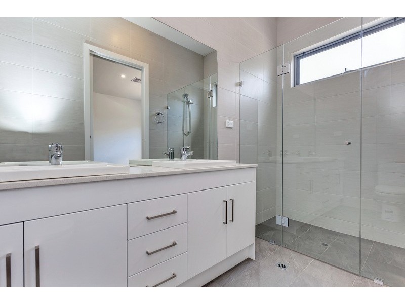 Res 2, 131 Halsey Road, Henley Beach South SA 5022