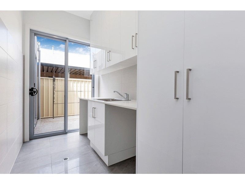 Res 2, 131 Halsey Road, Henley Beach South SA 5022