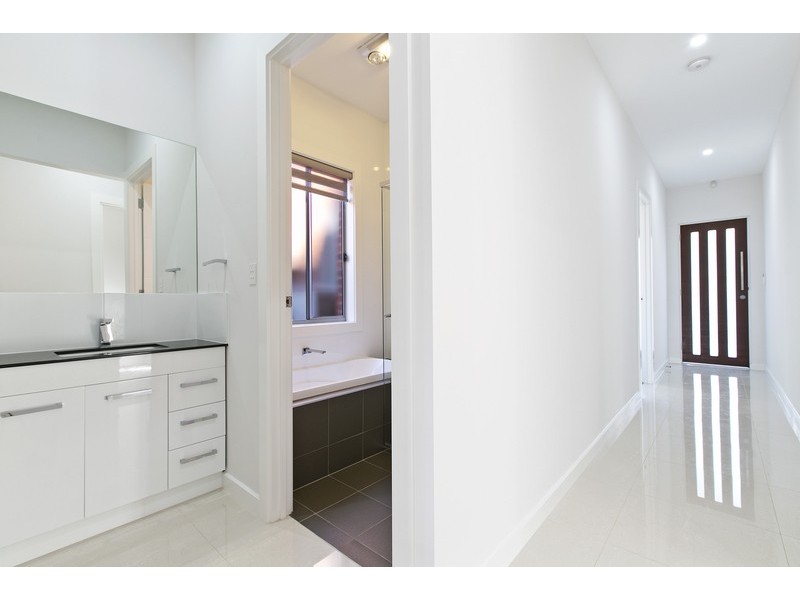 32A Rivett Avenue, Fulham Gardens SA 5024