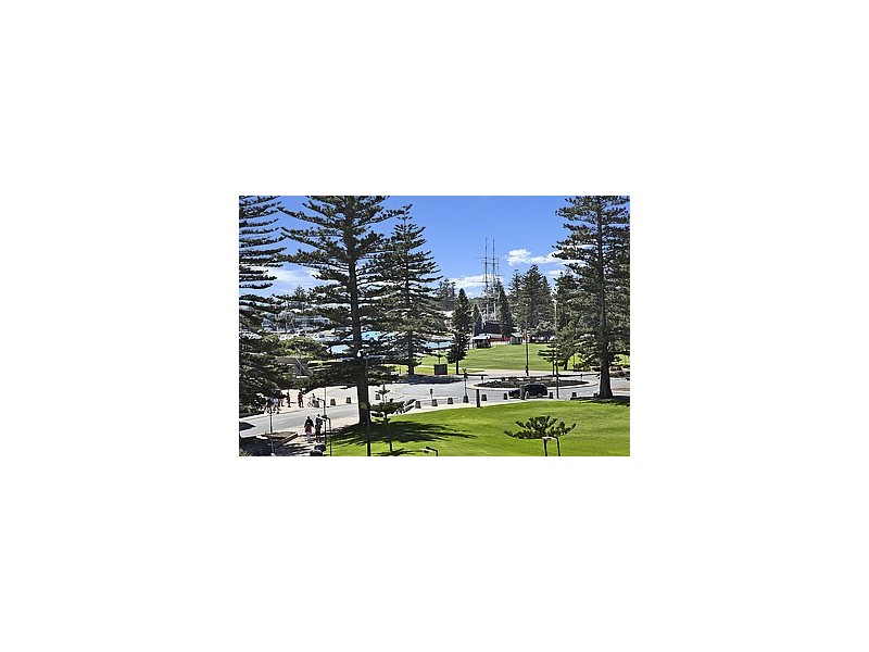 Apt 303/19 Holdfast Promenade, Glenelg SA 5045