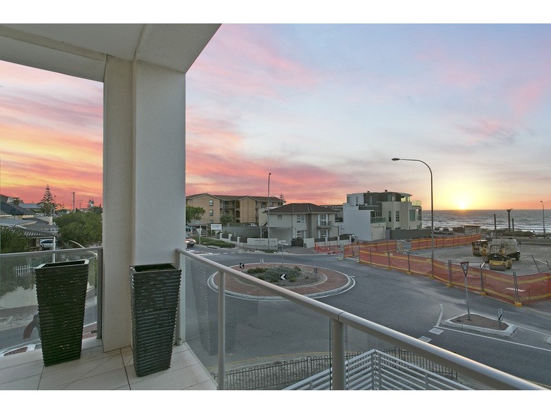 508 Seaview Road, Grange SA 5022