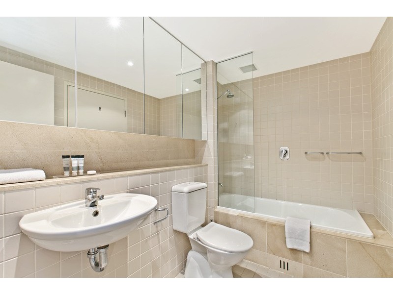 Apt 424, 16 Holdfast Promenade, Glenelg SA 5045