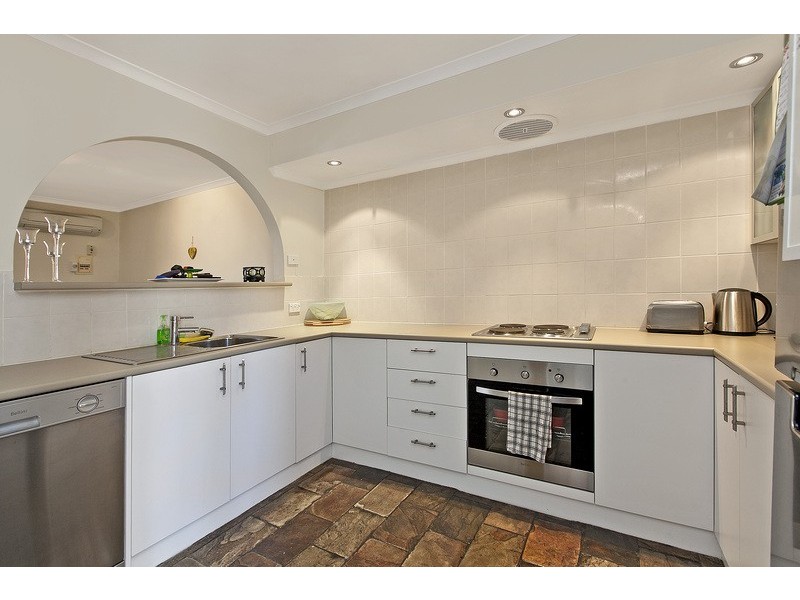 8/21 Esplanade, Semaphore South SA 5019