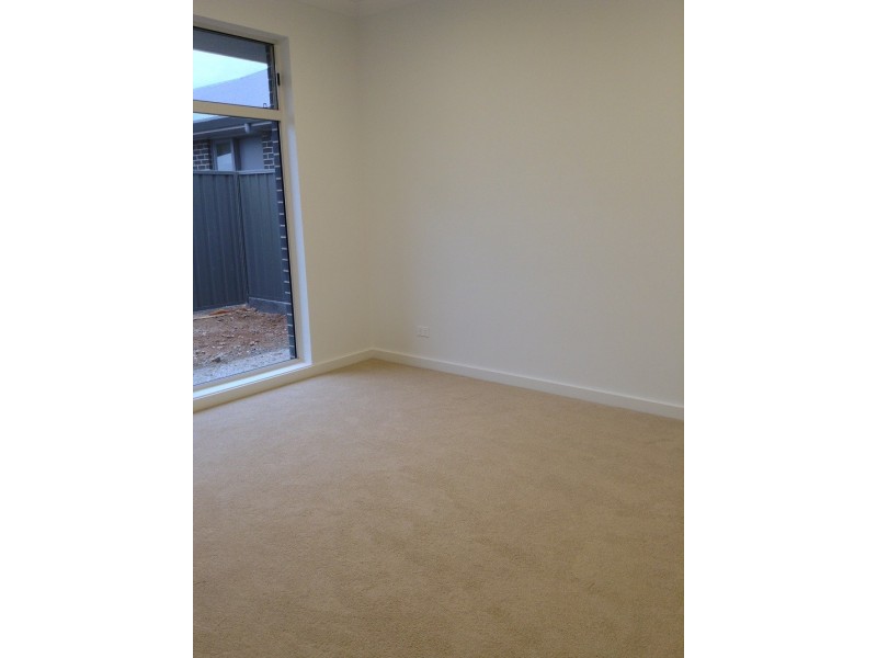 18 Aboyne Ave, Seacliff Park SA 5049