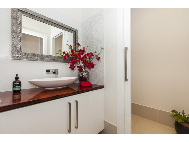 8 Keating Court, West Lakes Shore SA 5020