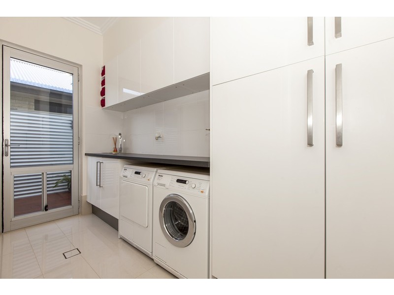 8 Keating Court, West Lakes Shore SA 5020