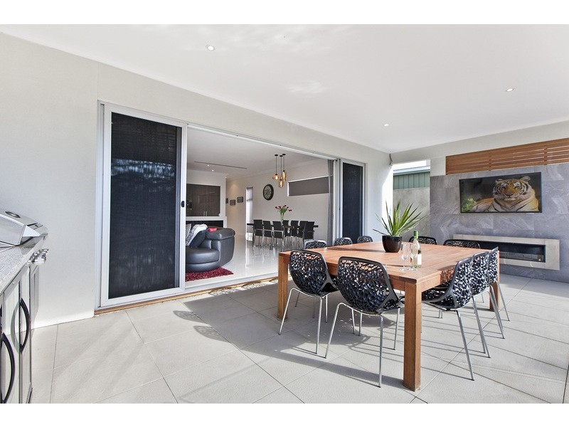 8 Keating Court, West Lakes Shore SA 5020