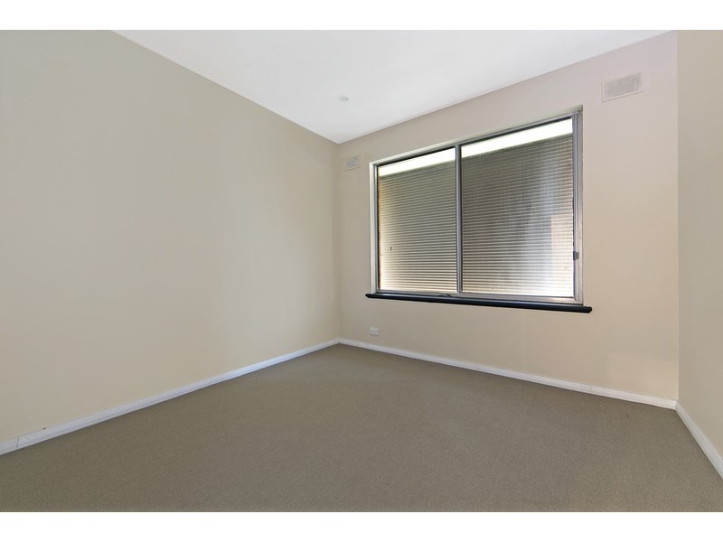 7 Balmoral Street, Hillcrest SA 5086