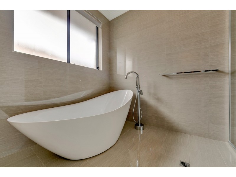 17 Lindsay Street, Highbury SA 5089