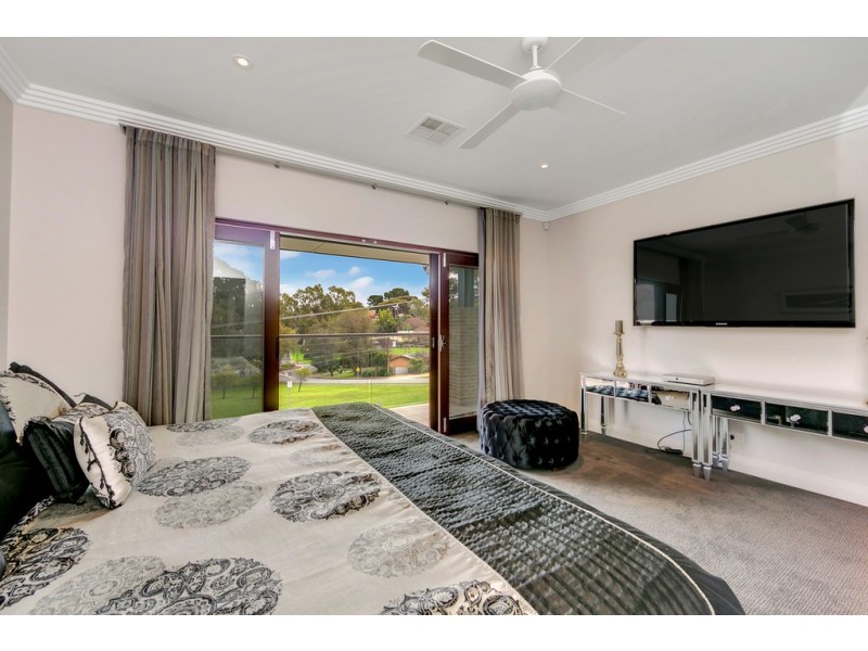 17 Lindsay Street, Highbury SA 5089