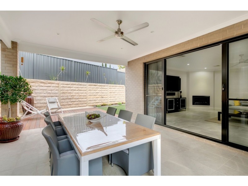 17 Lindsay Street, Highbury SA 5089