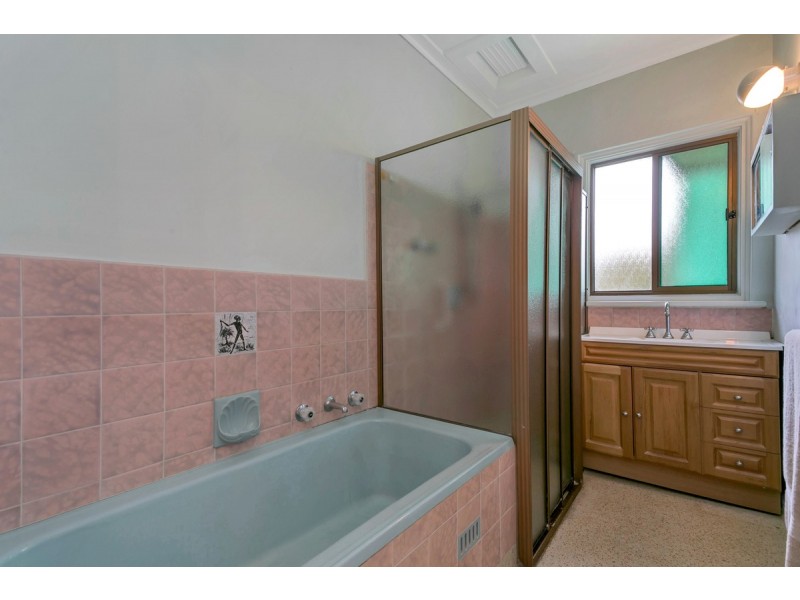 32 Bartholomew Avenue, Lobethal SA 5241