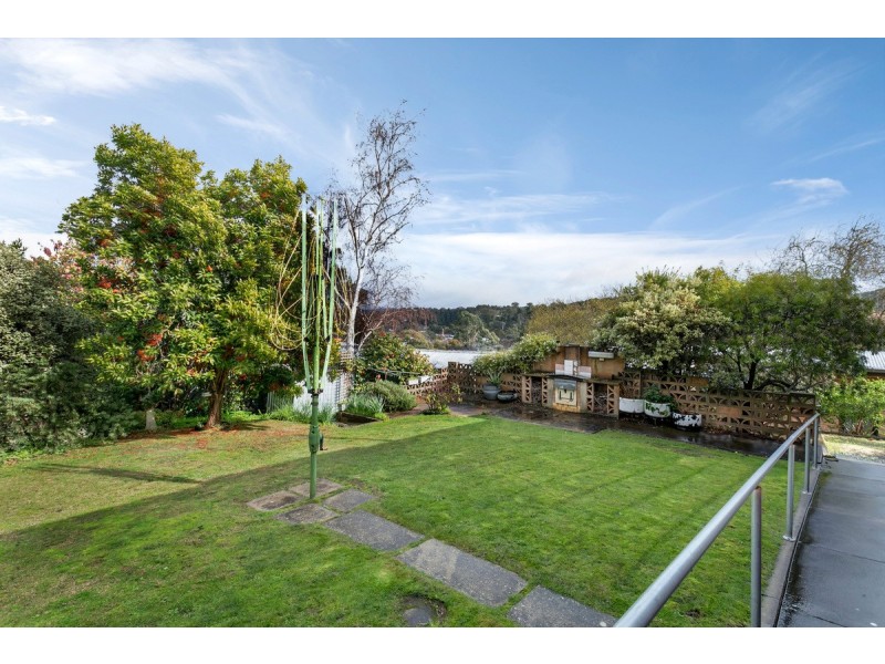 32 Bartholomew Avenue, Lobethal SA 5241