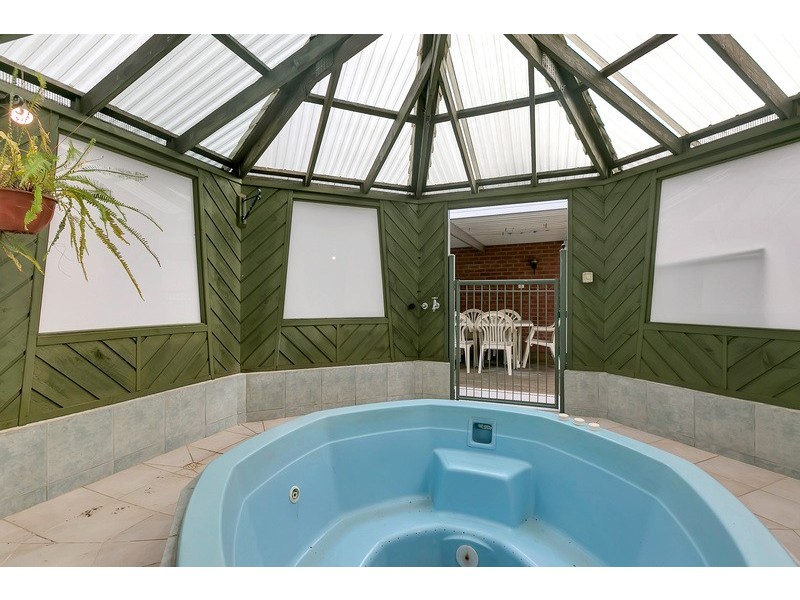 2 Berkeley Road, O’halloran Hill SA 5158