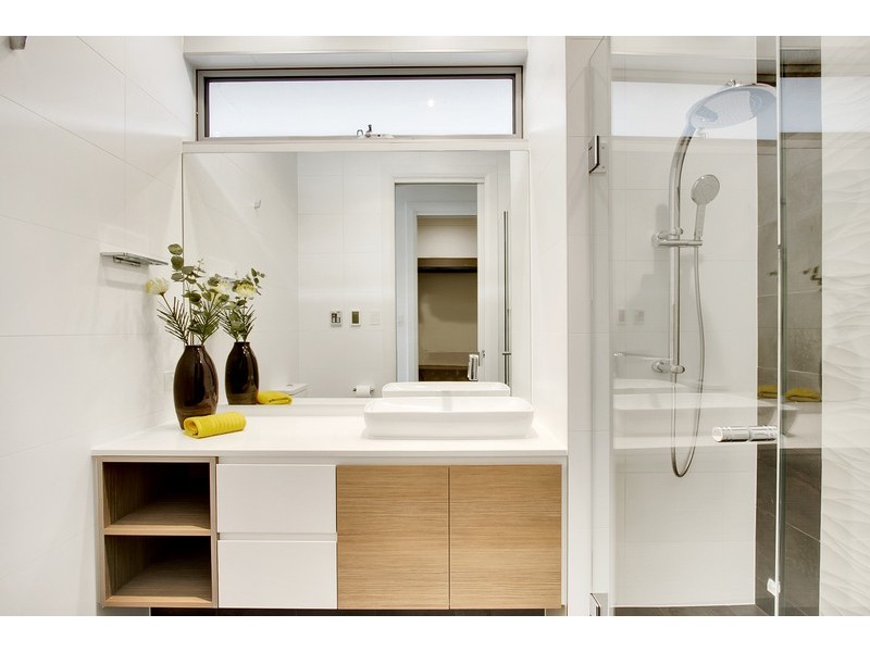 6B Yorktown Crescent, Henley Beach South SA 5022