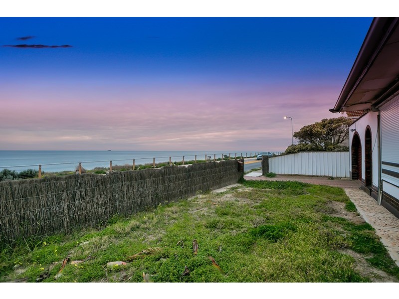 375 Esplanade, Semaphore Park SA 5019