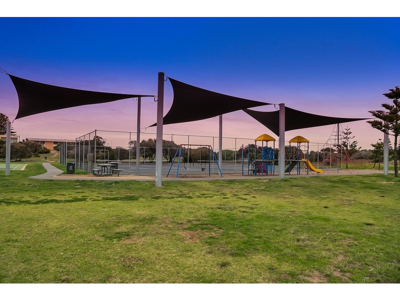 375 Esplanade, Semaphore Park SA 5019