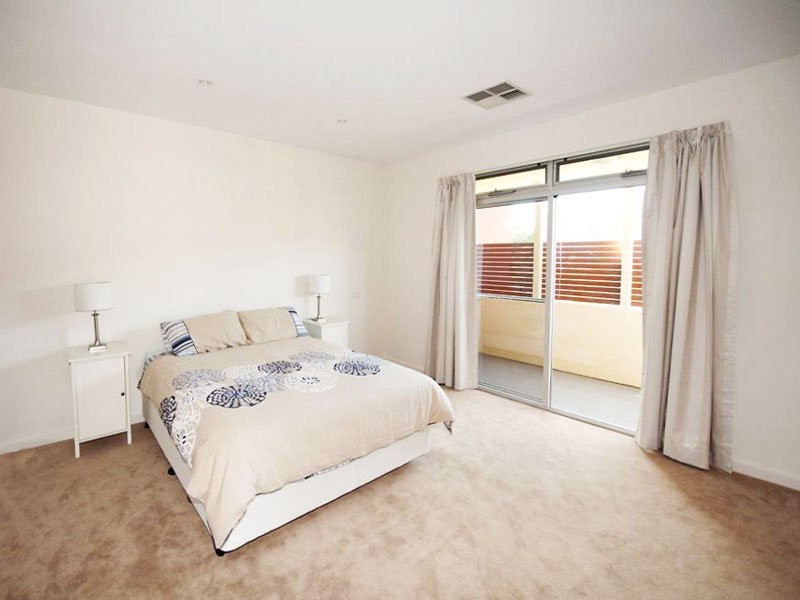 67A Esplanade, Christies Beach SA 5165