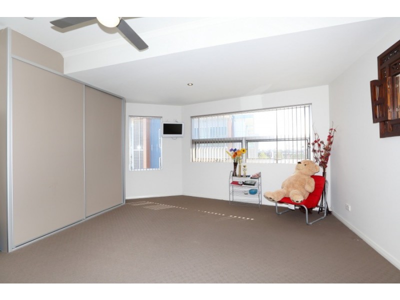 16/105-107 Elder Drive, Mawson Lakes SA 5095