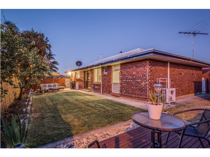 9 Marinna Court, West Lakes SA 5021