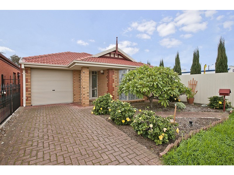 2 Yorkshire Street, Grange SA 5022