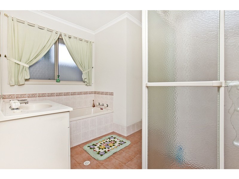 2 Yorkshire Street, Grange SA 5022