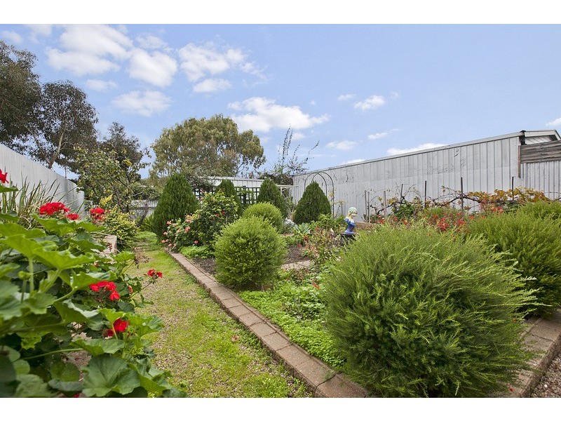 2 Yorkshire Street, Grange SA 5022