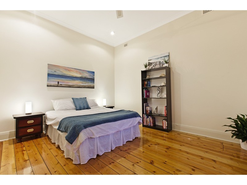 14 Wells Street, Birkenhead SA 5015