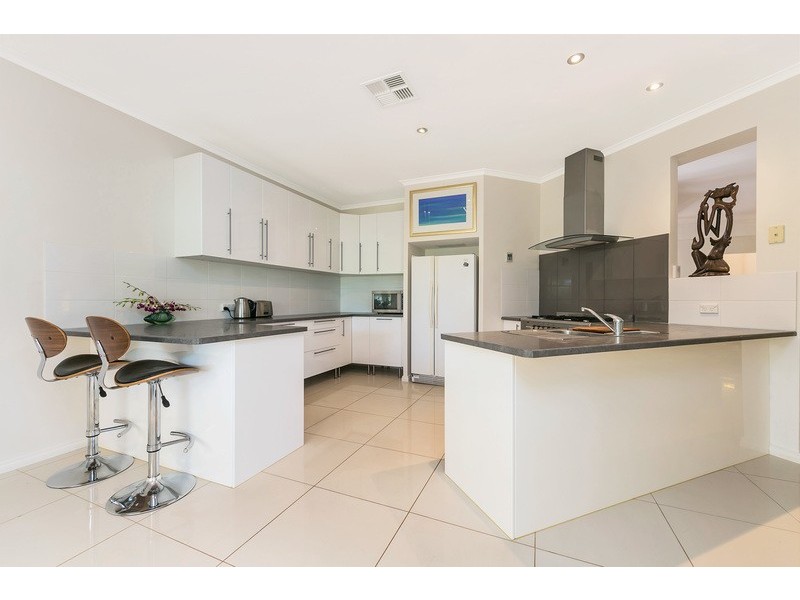 6 Kingfisher Drive, Hewett SA 5118