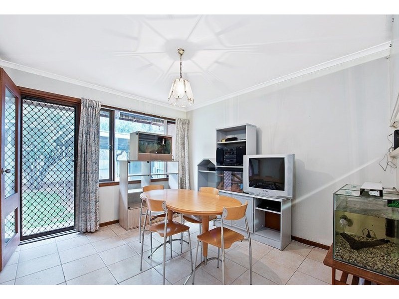 15 Sharon Ave, Parafield Gardens SA 5107