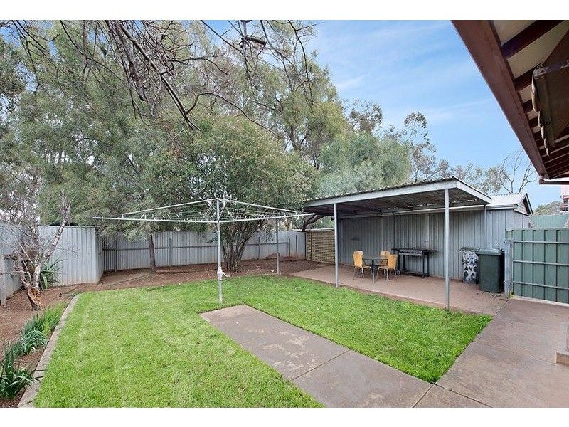 15 Sharon Ave, Parafield Gardens SA 5107