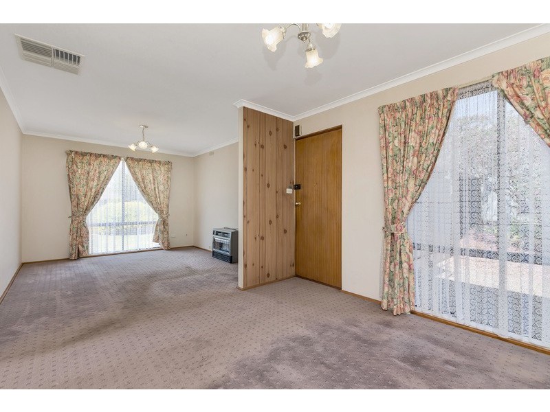 62 Glenhelen Road, Morphett Vale SA 5162