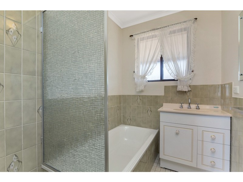 62 Glenhelen Road, Morphett Vale SA 5162